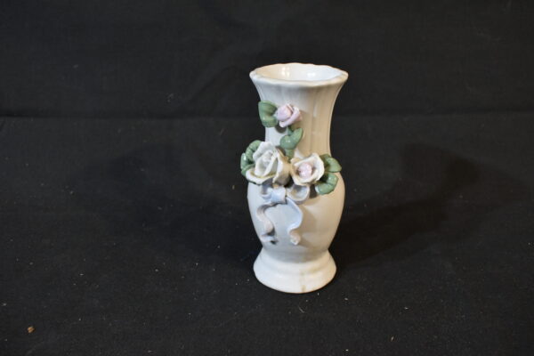 Small vase with flowers