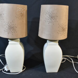 Lamps - 2x Beige lamps