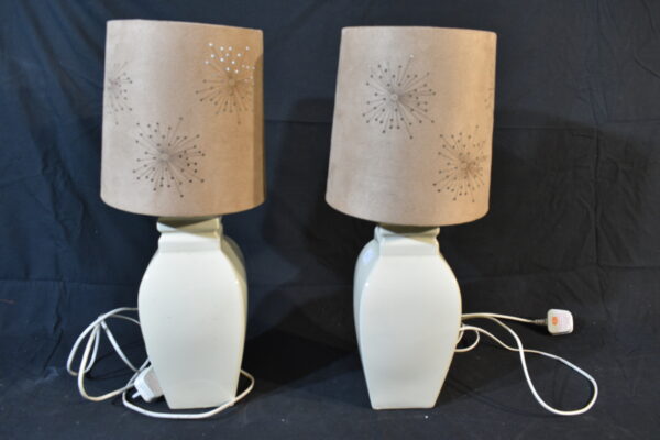 Lamps - 2x Beige lamps