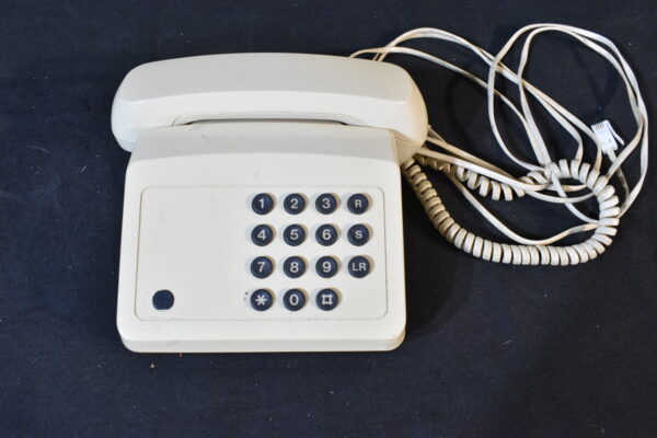 Bell ring desk phone