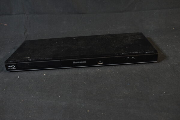 Black blu-ray player