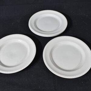 4x Dinner plates