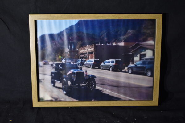 45 x 33        Old USA Car