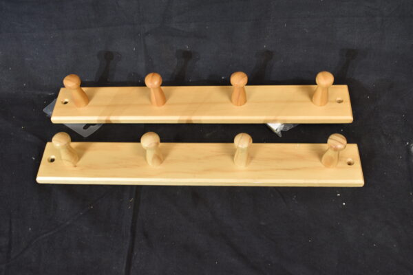 4 wooden coat hook x2