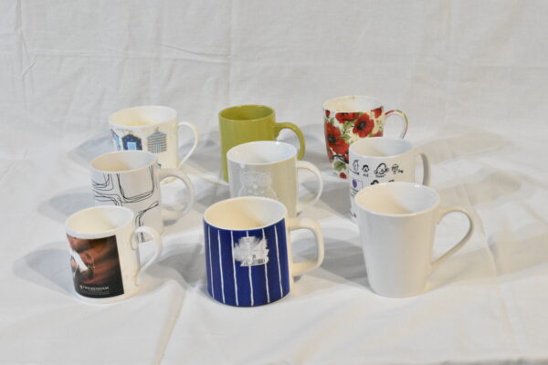 Mugs x 9