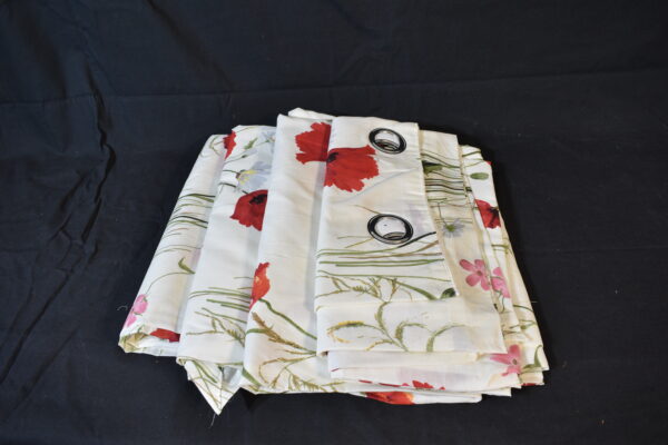 Poppy curtains