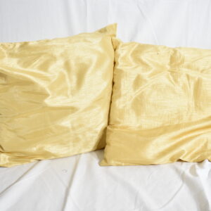 Cushions - Gold cushions
