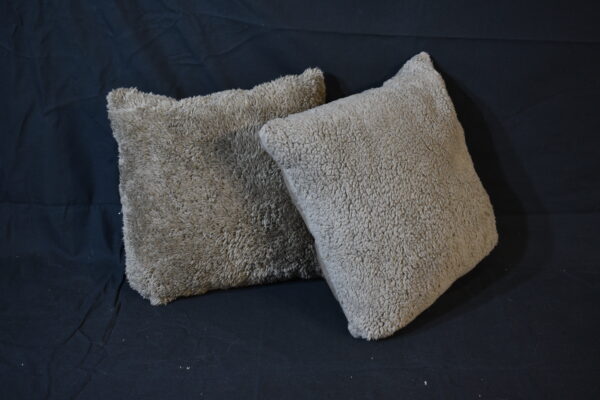 Cushions - Half fleece beige cushions