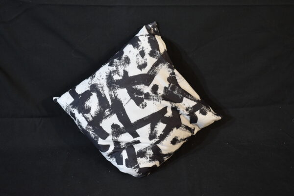 Cushions - Black n white cushion