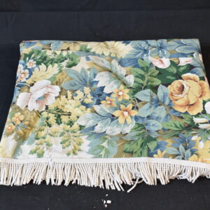 Fabric - Floral cloth with tassels