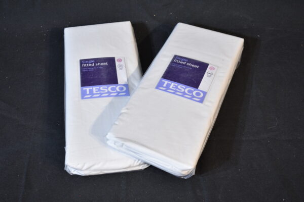 3x White fitted single sheet
