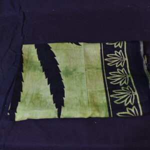 Green leaf throw