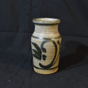 Floral pottery vase