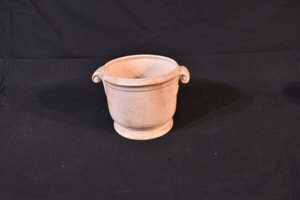 Large biege pot