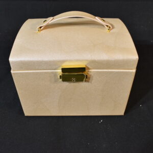 Beige jewelry box