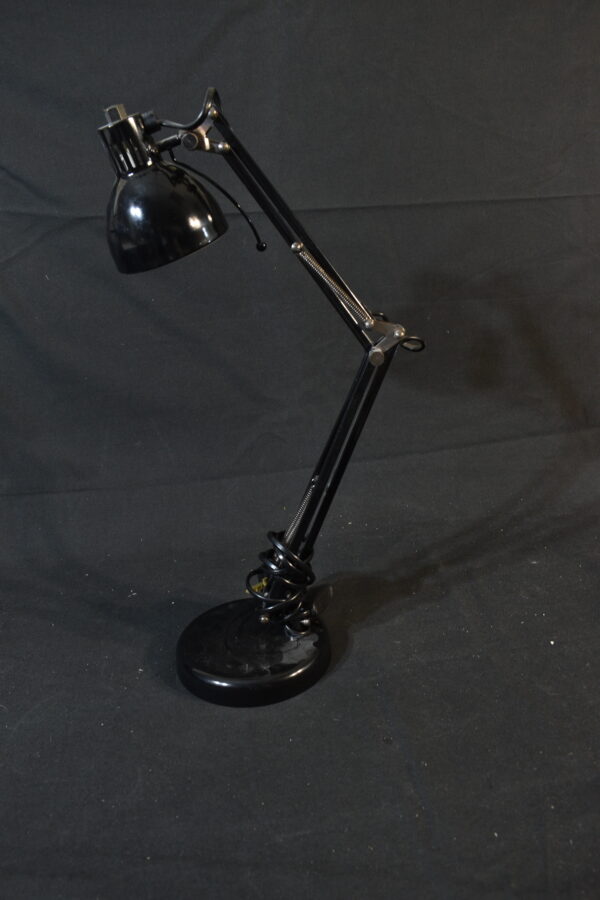 Black lamp