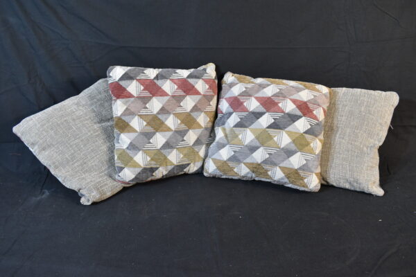 Cushions - 4x Grey & Geometric cushions