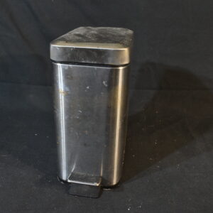 Metal pedal bin