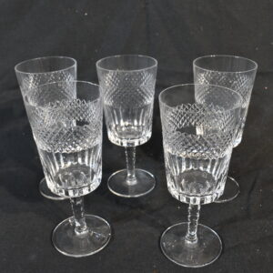 5x Crystal stemmed wine glasses