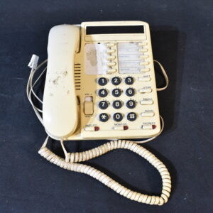 Enlarged numbers desk phone