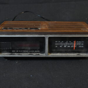 Alarm clock radio