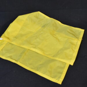 2x Yellow flag