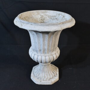 Concrete urn x2