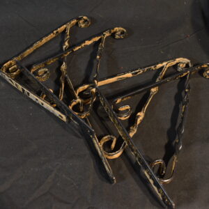 4 Wall brackets