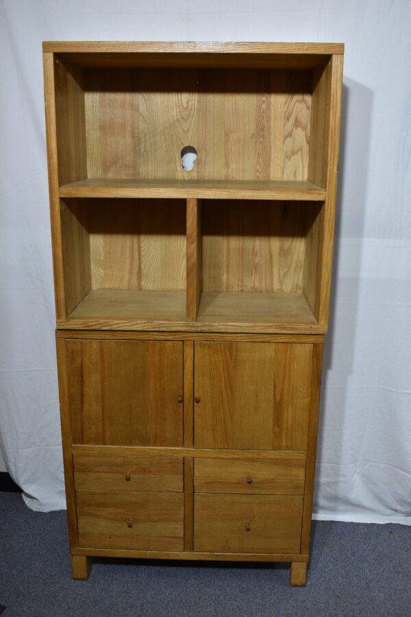 Pine shelf / cupboard unit