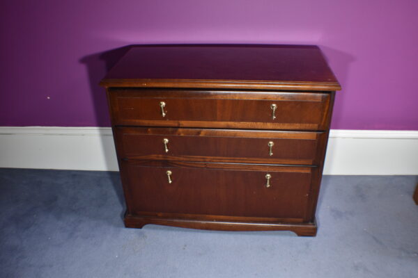 Drawers with hinged top