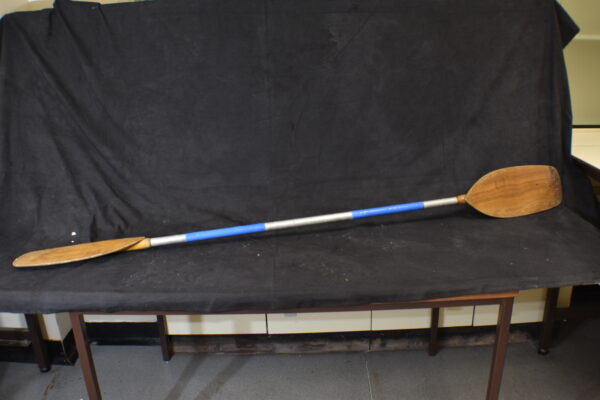Double ended oar