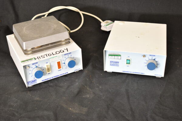 Stuart magnetic stirrer x2