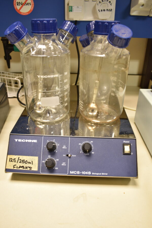 Techne  small 4 Bottle magnetic stirrer