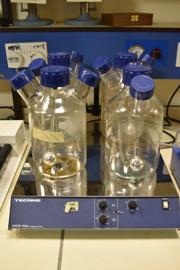 Techne  large 4 Bottle magnetic stirrer